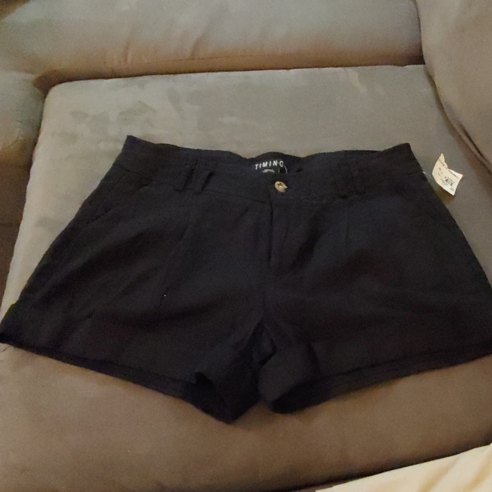 Black cotton short